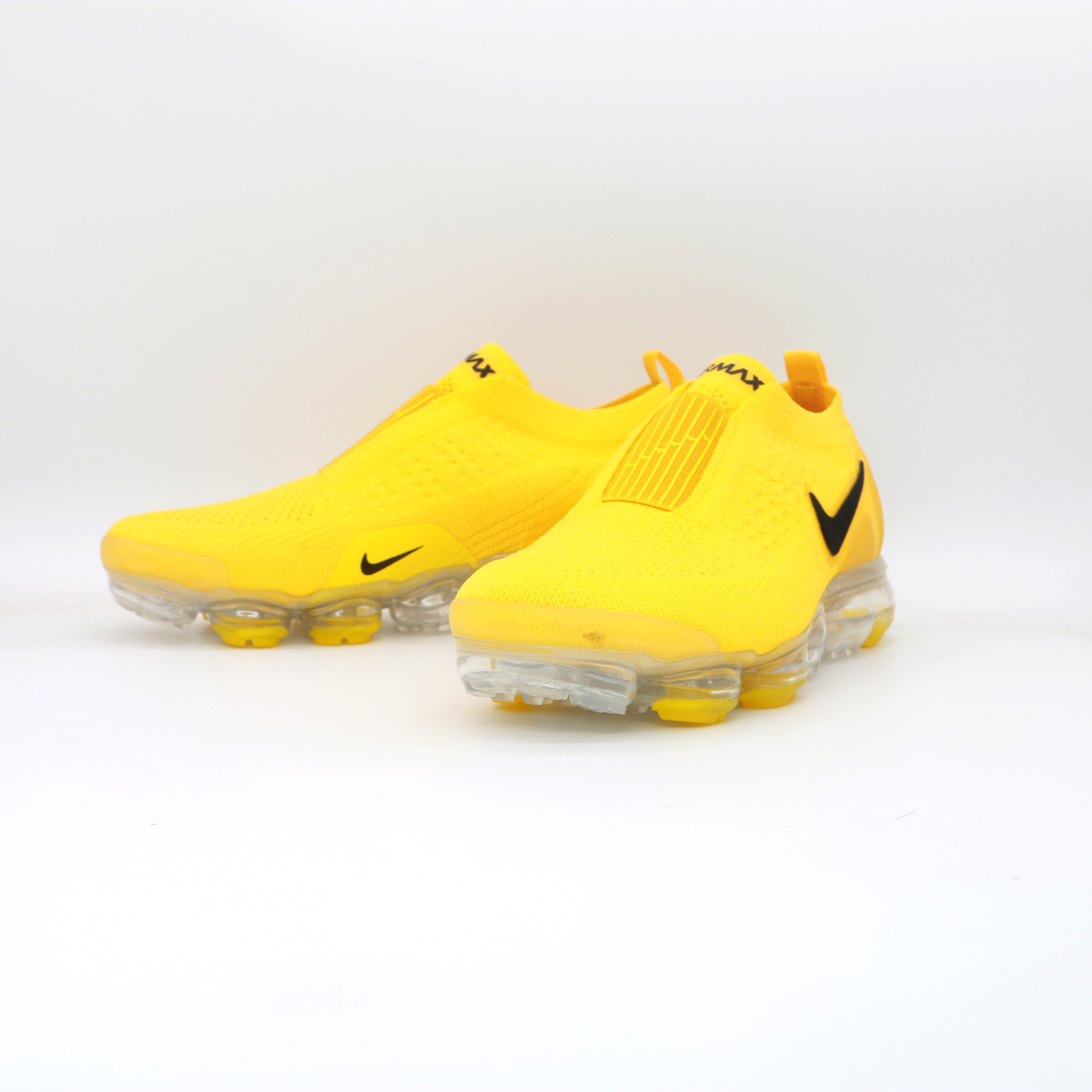 Nike Air VaporMax Moc 2 University Gold