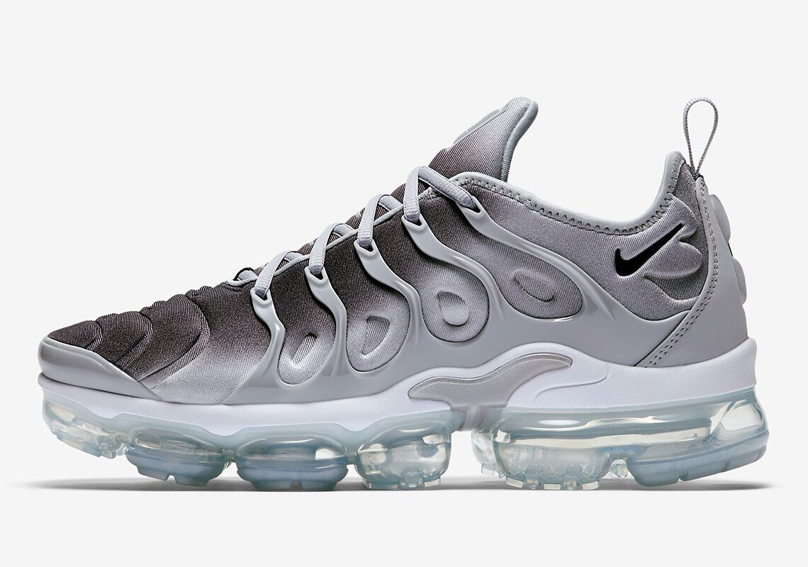 Nike Air VaporMax Plus (Wolf Grey/Black-White)