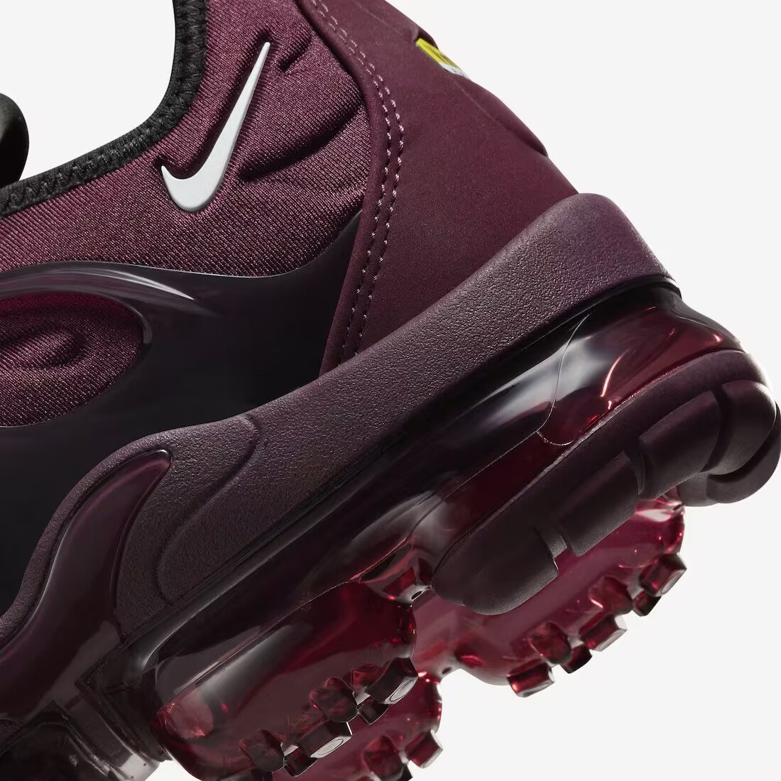 Nike Air Vapormax Plus Burgundy