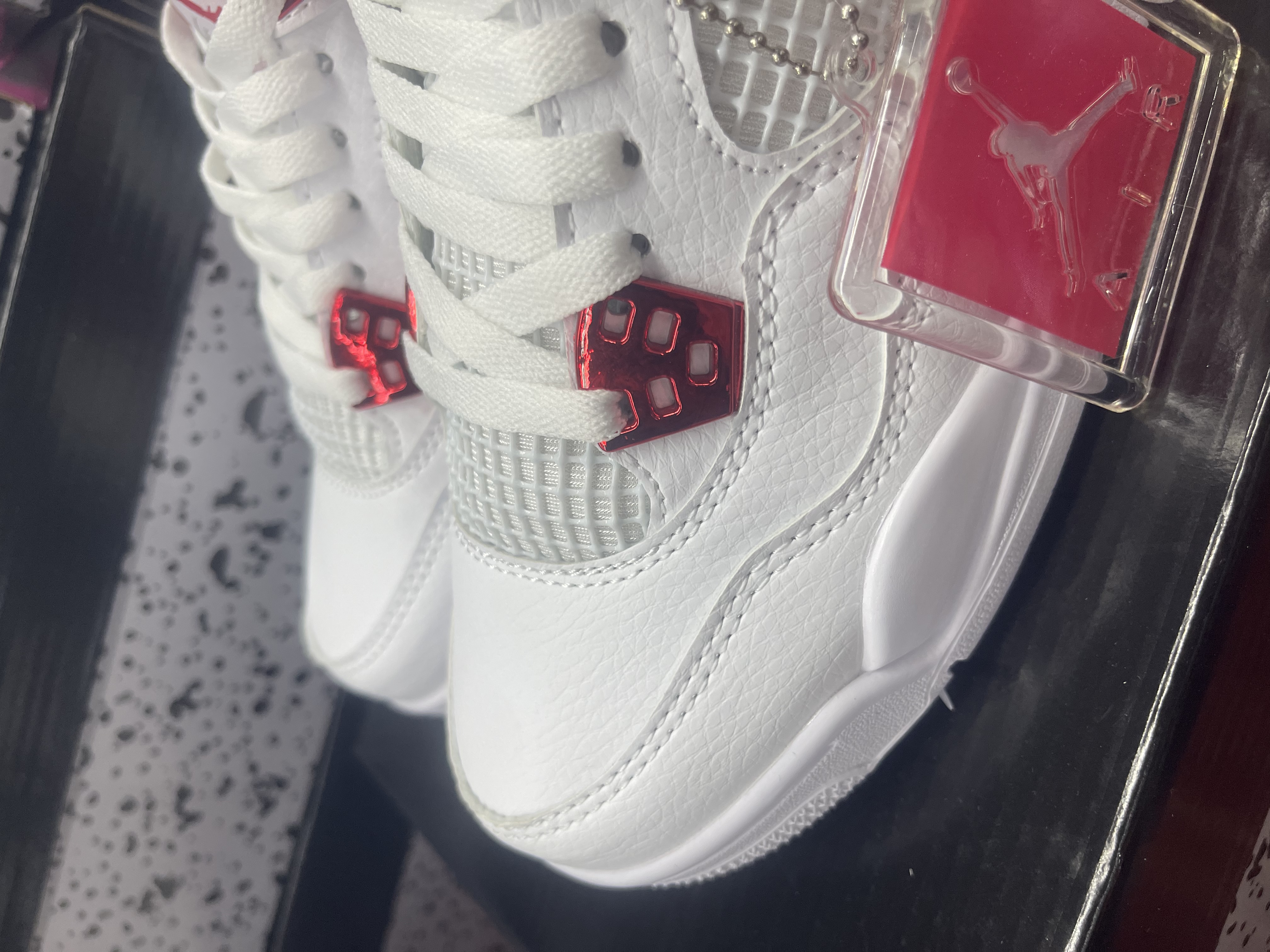 Nike Jordan 4 Retro Metallic Pack White Red