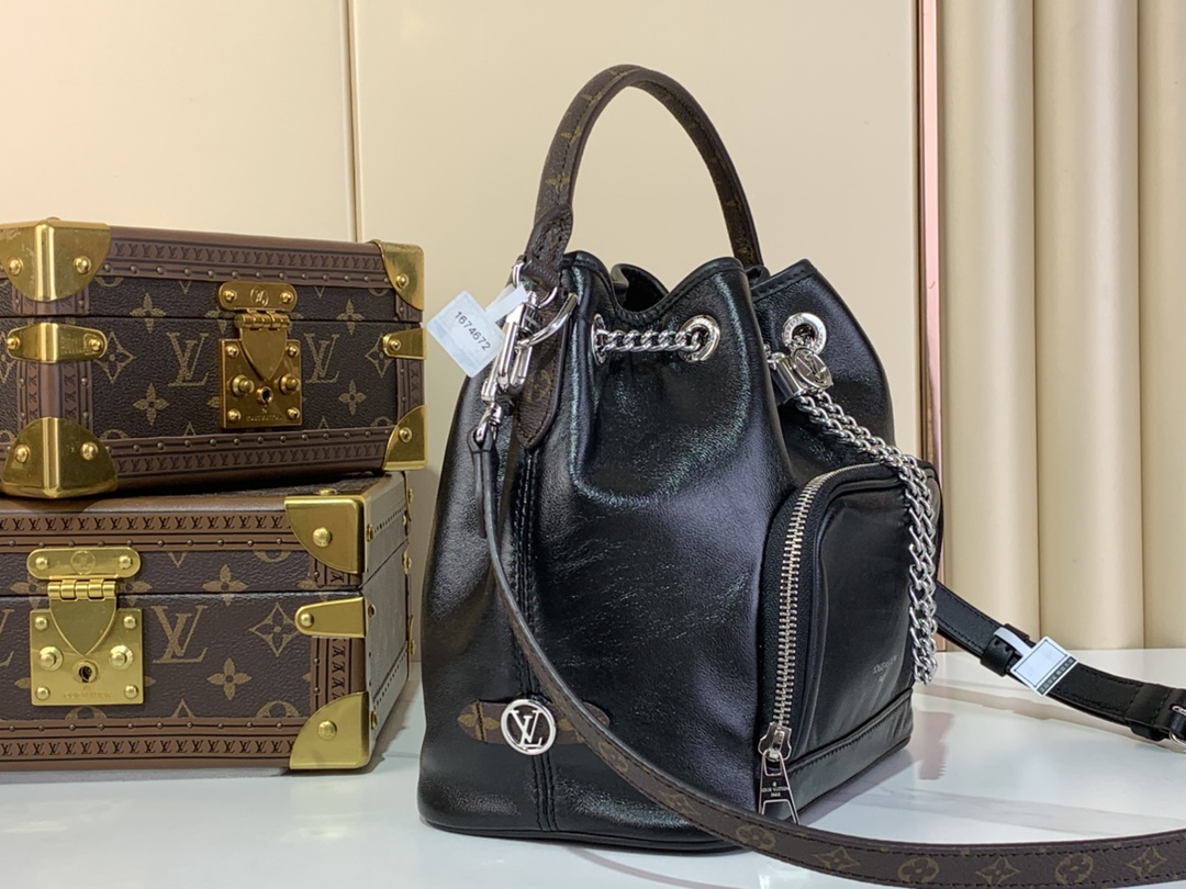 No Way Vibe LV Vibe - Women - Handbags | LOUIS VUITTON  No Way Vibe