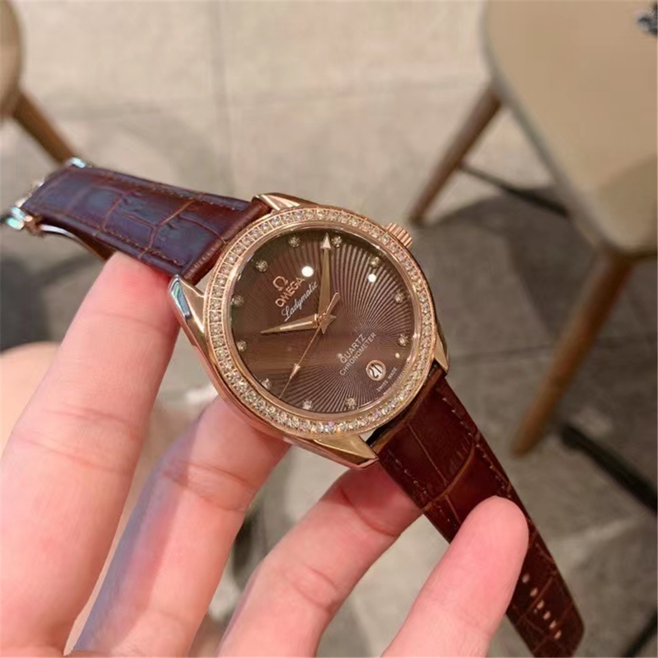 Omega Ladymatic Brown Diamond - Rose Gold Bezel - Image 6