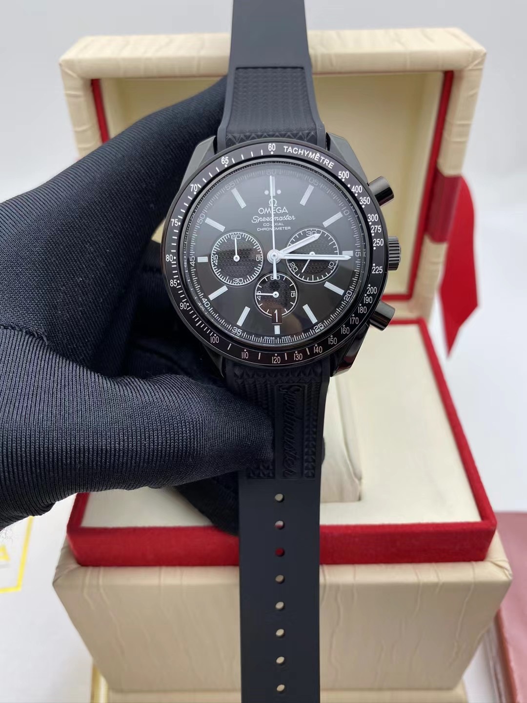 Omega Speedmaster Racing Co-Axial Chronometer Black Dial -leather strap