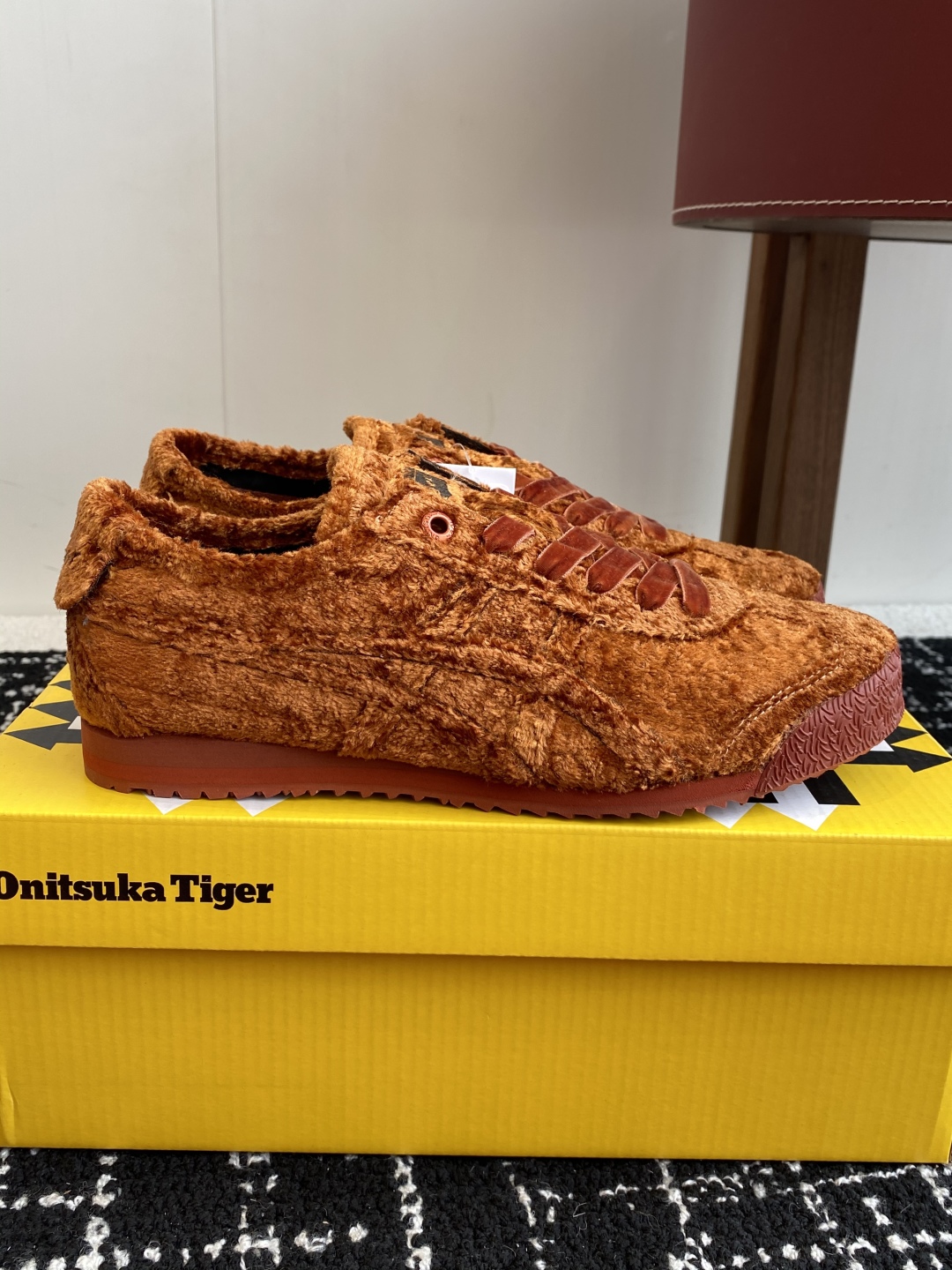 Onitsuka Tiger MEXICO 66 VELVET Brown Red 1183C270-200 NEW