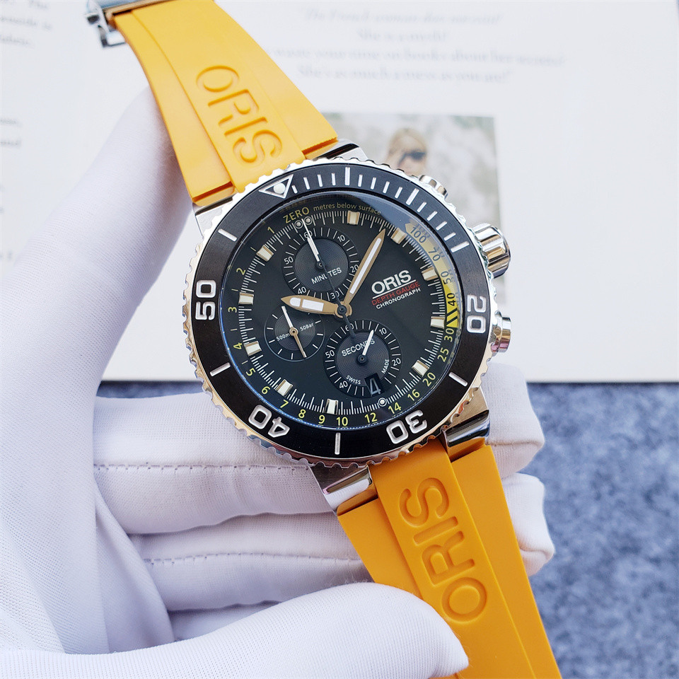 Oris Aquis Chronograph Yellow - Stainless Steel Black Dial - Image 4