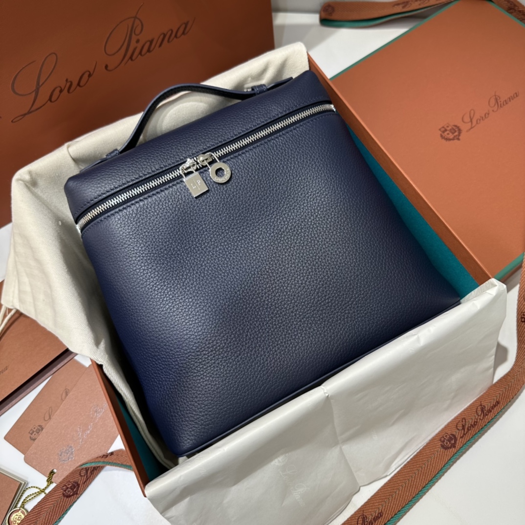 oro Piana Extra Pocket Backpack L23.5 bag blue Eucalyptus Silver ...