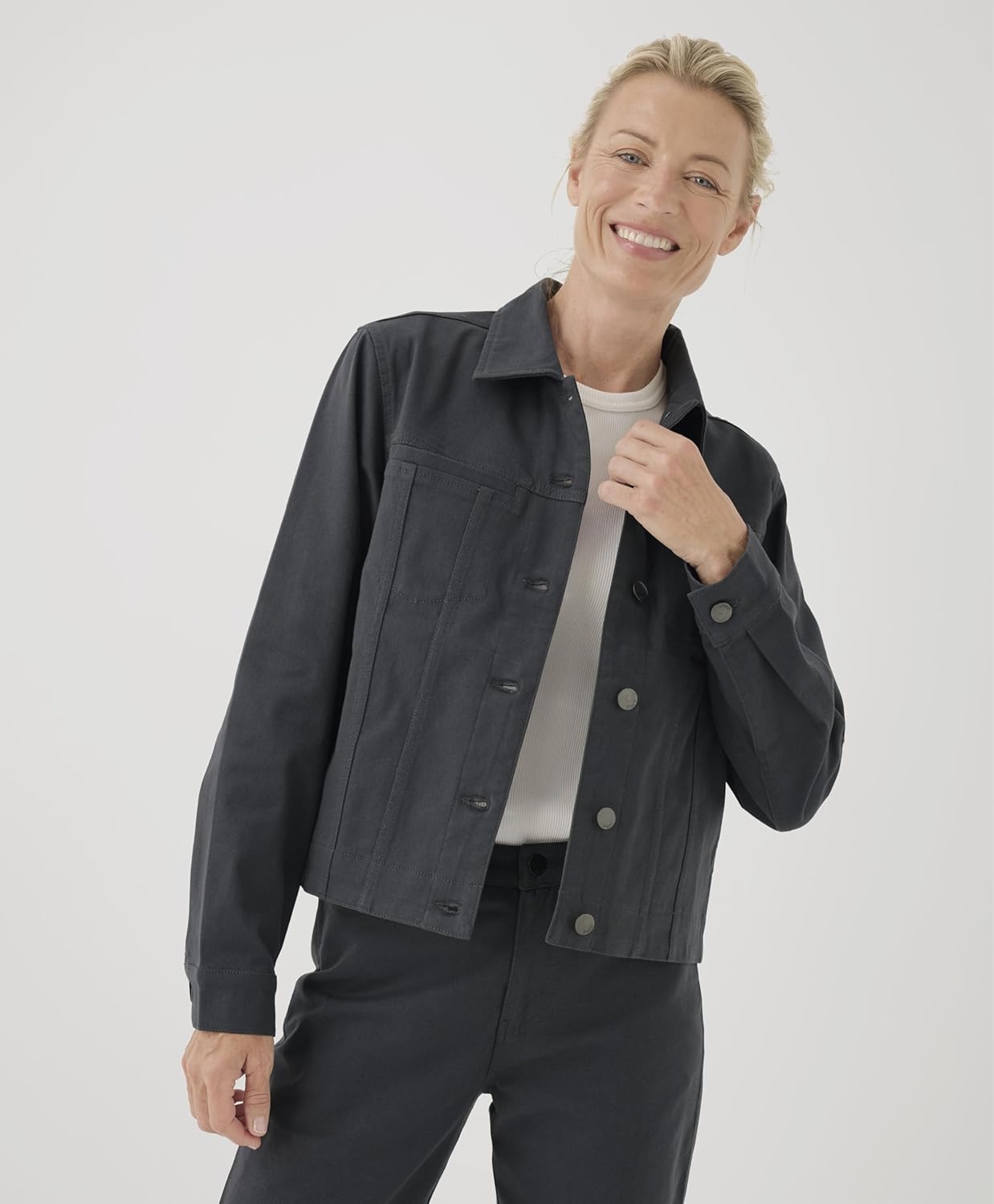 Pact Organic Cotton Women’s Stretch Denim Jacket