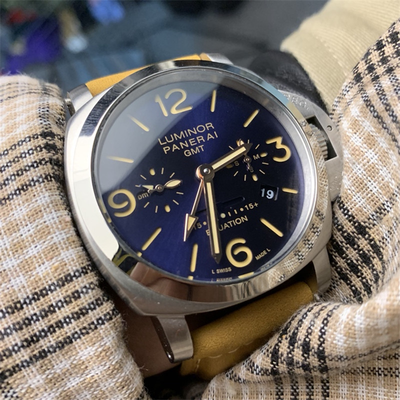 yellow Panerai Luminor GMT Blue Dial - Panerai Luminor GMT Blue Dial