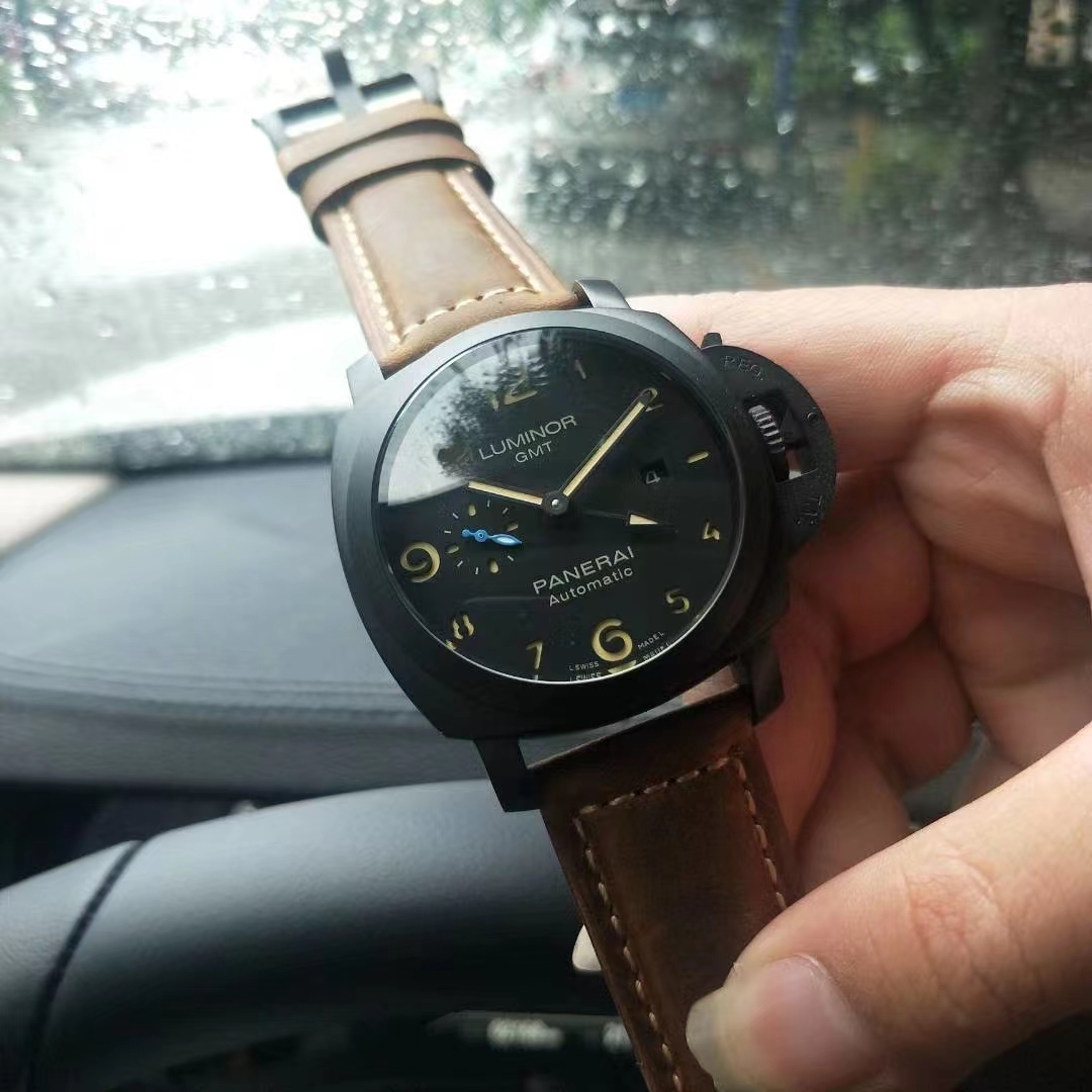 Panerai Luminor GMT Black Leather - Automatic Watch - Image 2