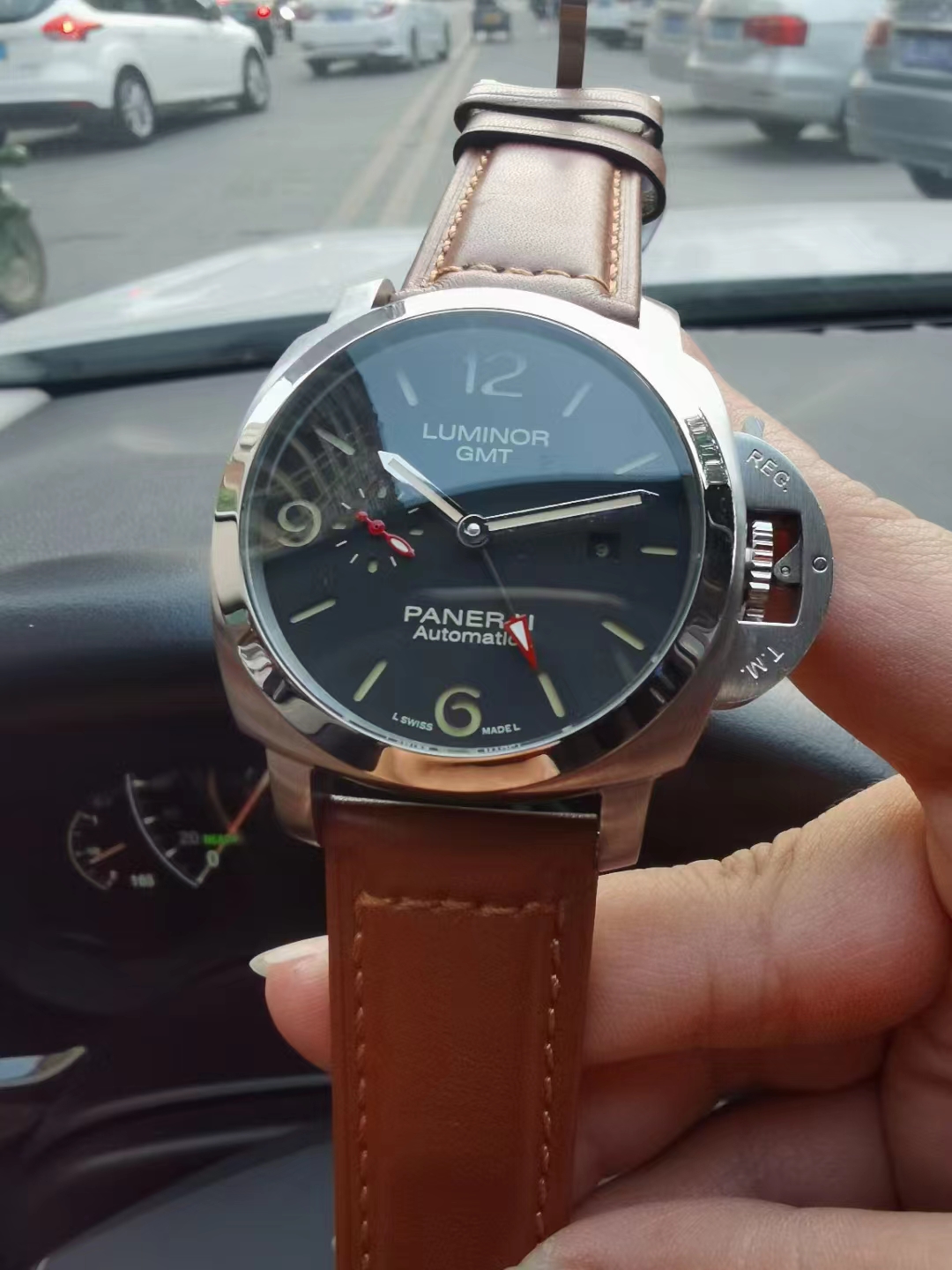 stainless Panerai Luminor GMT Brown Leather - Panerai Luminor GMT - Image 2
