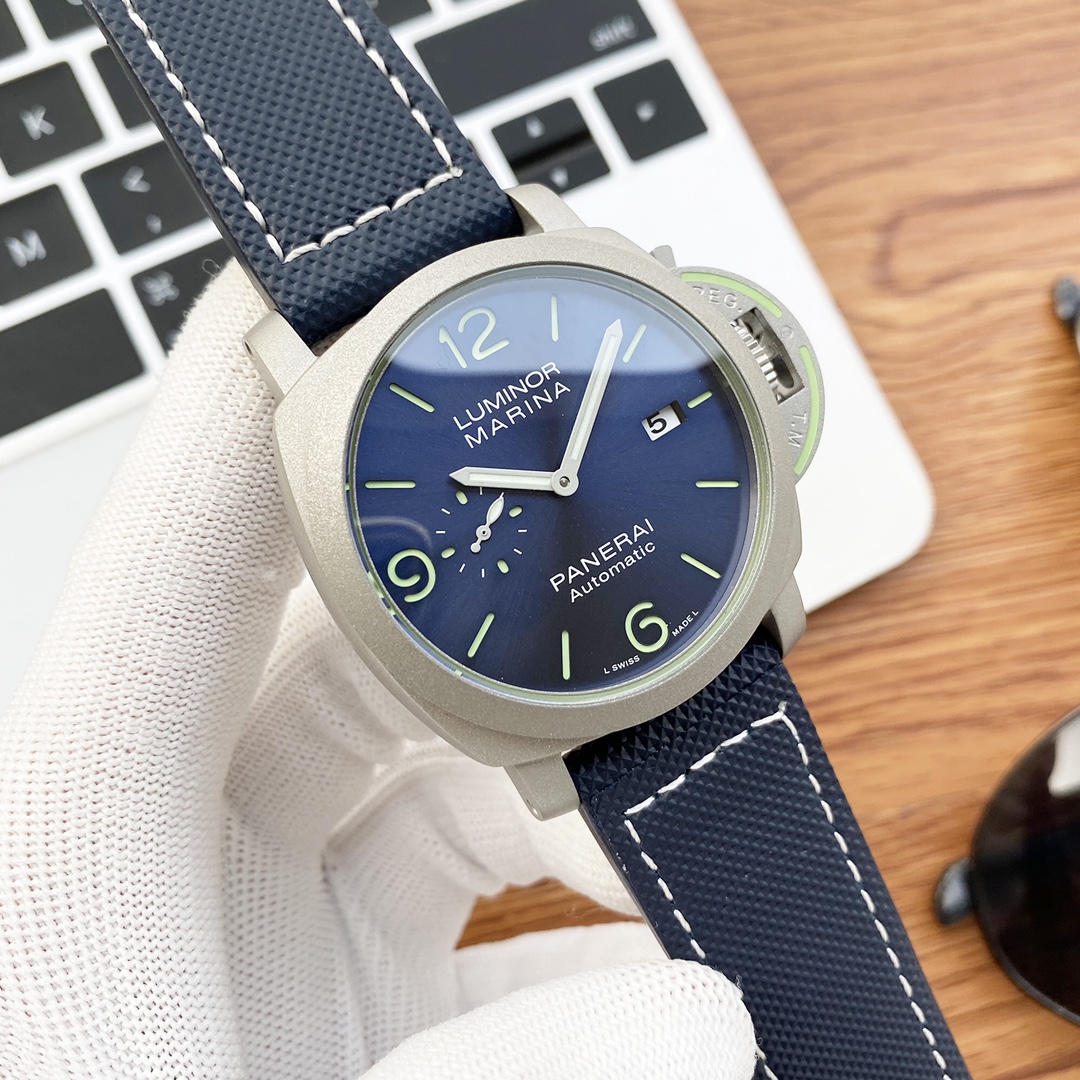 Panerai Luminor Marina 44mm Mens Watch