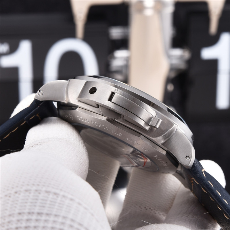Panerai Luminor GMT Blue Dial - Leather Strap - Image 5