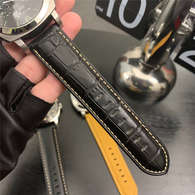 leather Panerai Luminor GMT Black Dial - Panerai Luminor GMT Black - Image 2