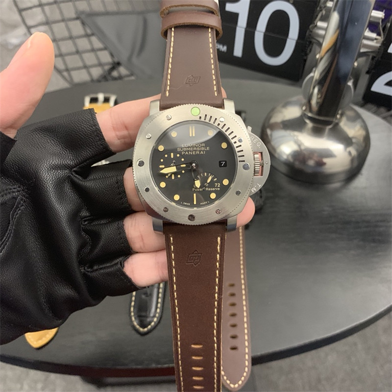 Panerai Luminor Submersible Steel Brown Leather - Image 3