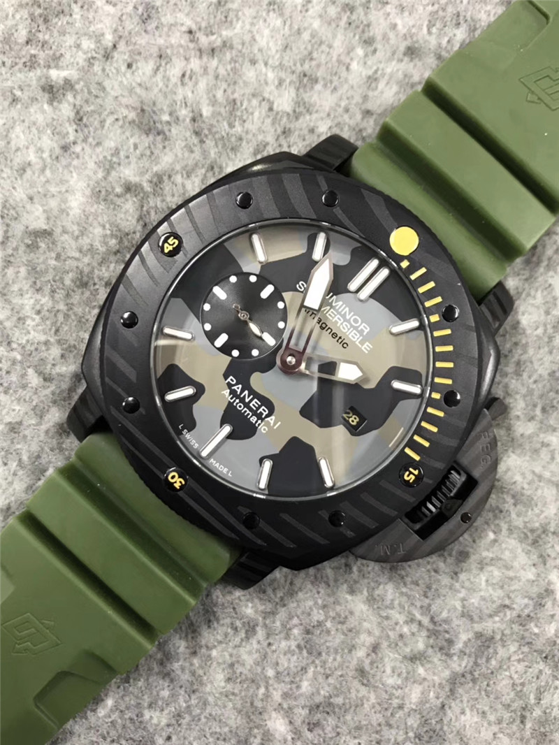 Panerai Camo Dial Green - Panerai Submersible Camo Dial Green Rubber - Image 7