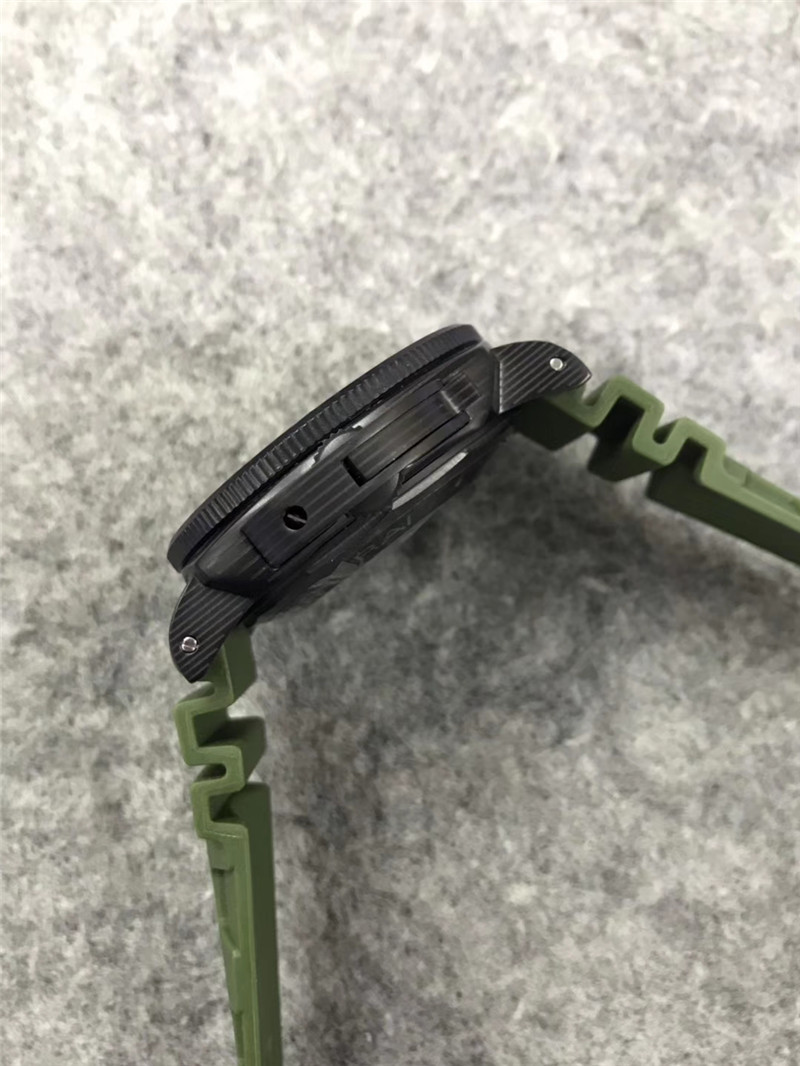 Panerai Camo Dial Green - Panerai Submersible Camo Dial Green Rubber - Image 5