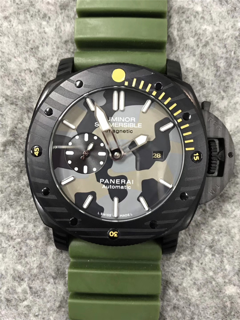 Panerai Camo Dial Green - Panerai Submersible Camo Dial Green Rubber - Image 8