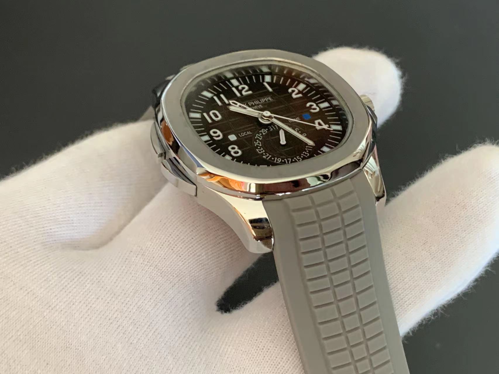 Patek Philippe TerraTime - Gray Rubber Strap World Time - Image 6