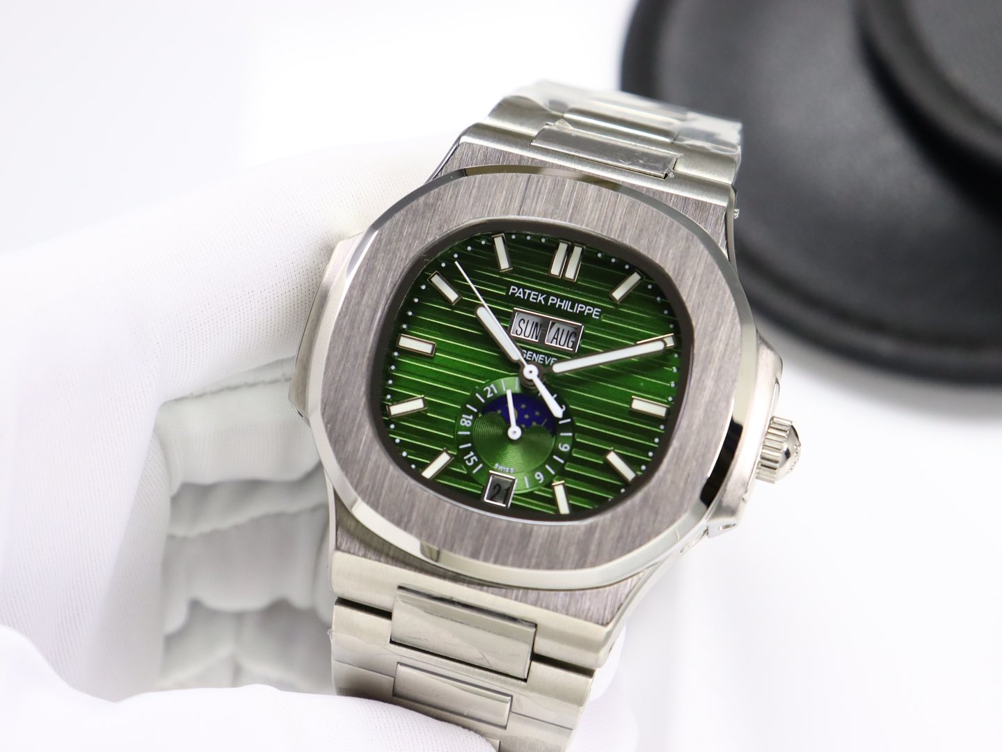 stainless Patek Philippe Green Dial - Patek Philippe Green Dial - Image 2