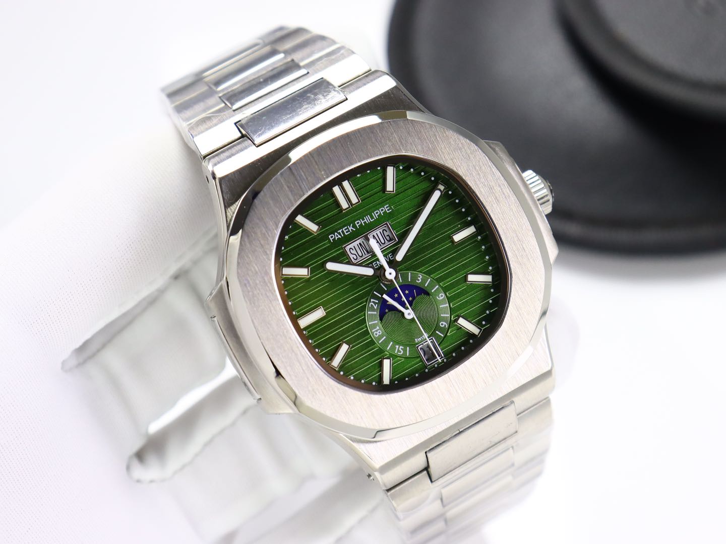 stainless Patek Philippe Green Dial - Patek Philippe Green Dial - Image 3
