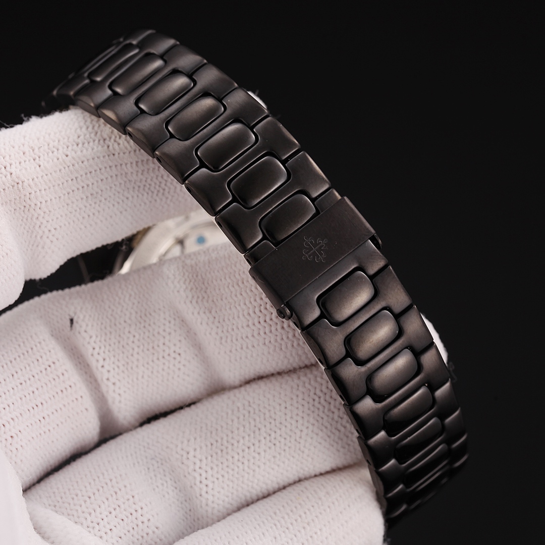 Nautilus Black Steel White - Patek Philippe Nautilus - Black Steel - Image 4