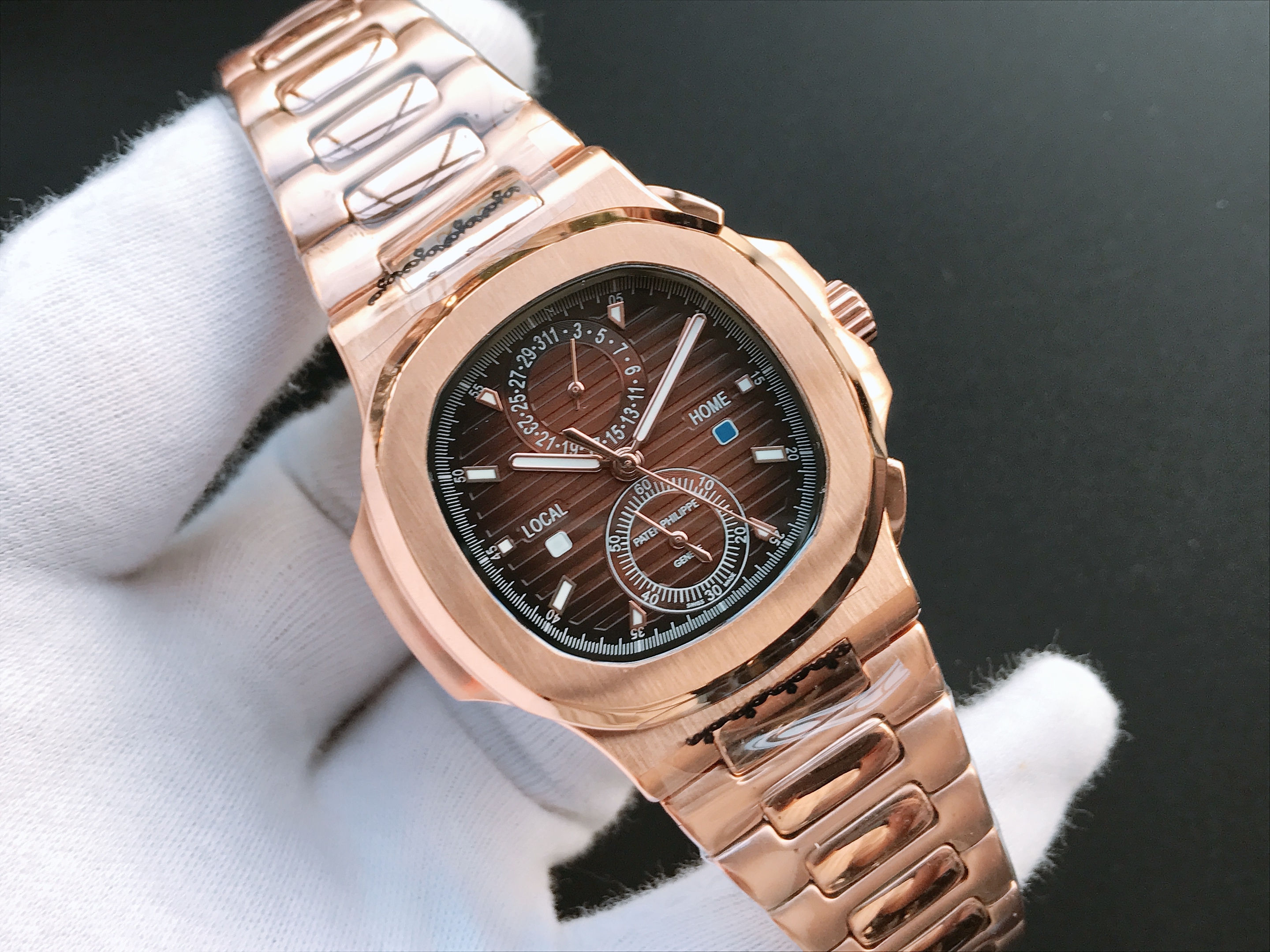 brown Patek Philippe Rose Gold Nautilus - Patek Philippe Rose Gold - Image 4