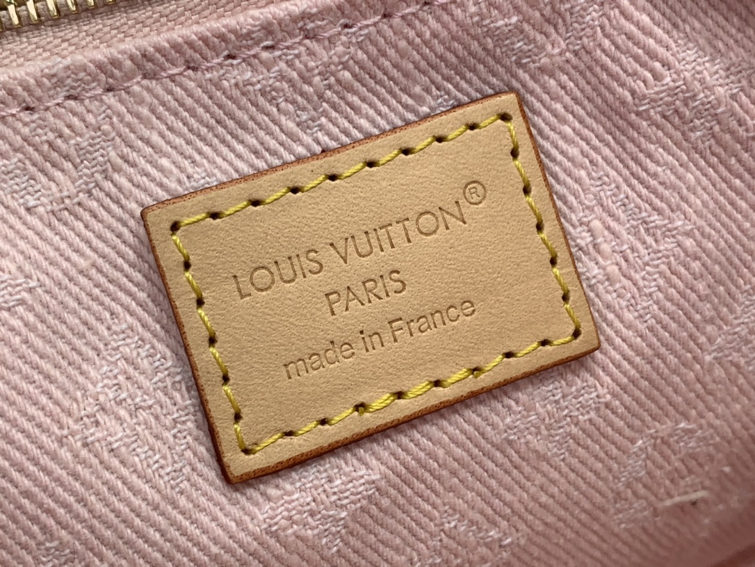 Pochette Liv Monogram Denim – Louis Vuitton