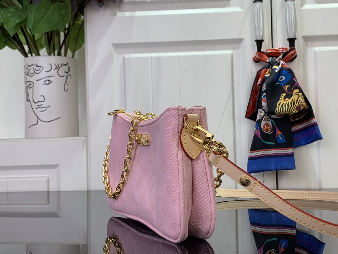 Pochette Liv Monogram Denim - Women - Small Leather Goods |Louis Vuitton