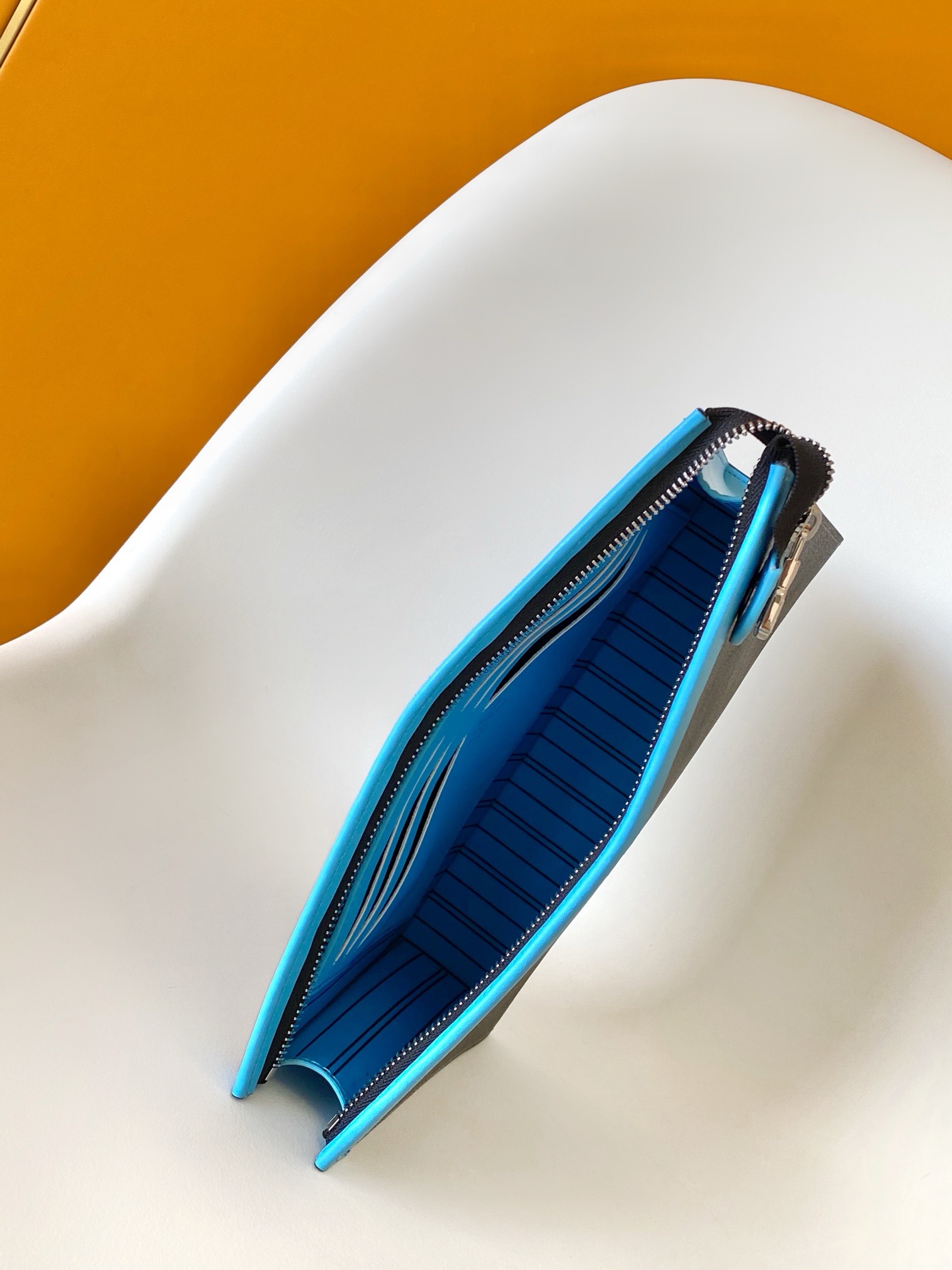 Pochette Voyage MM Monogram Eclipse Bag Grey  | LOUIS VUITTON