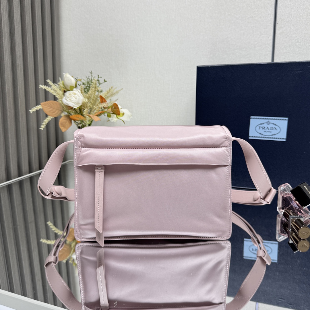 Prada pink  Prada Galleria Saffiano leather micro bag | PRADA
