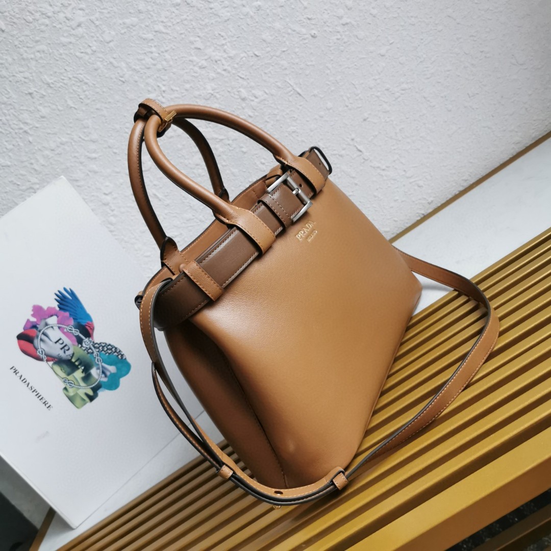 Prada Women´s Brown Buckle Leather Bag Others –