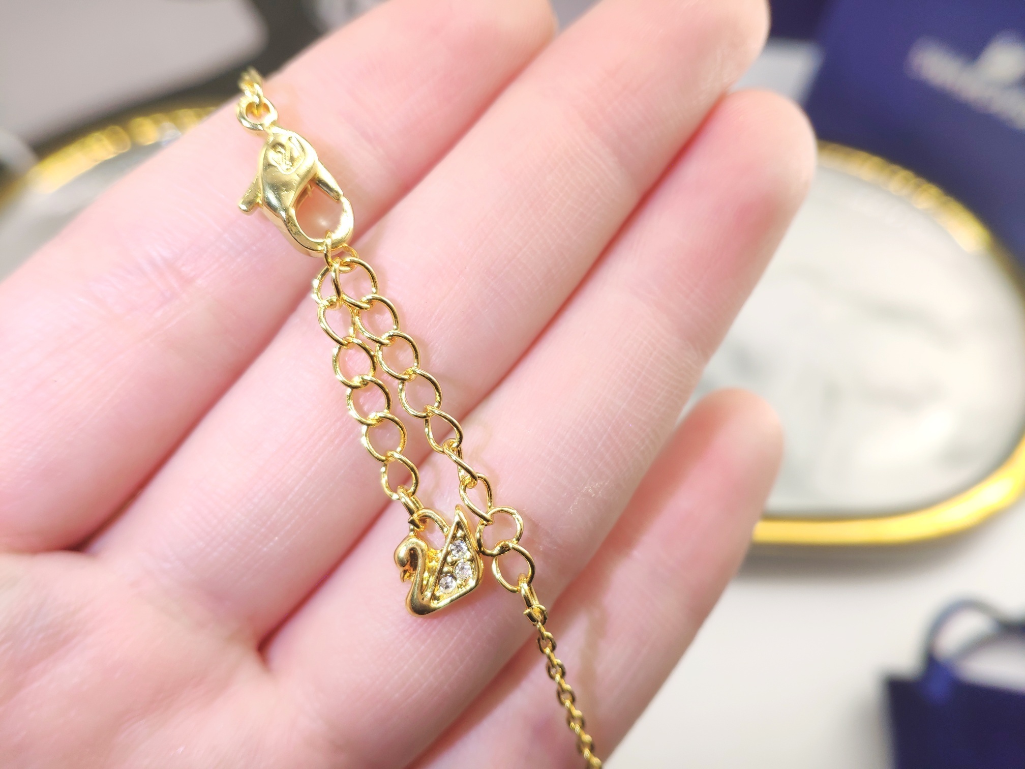 Elegant Swarovski Iconic Swan Gold-Tone Crystal Necklace