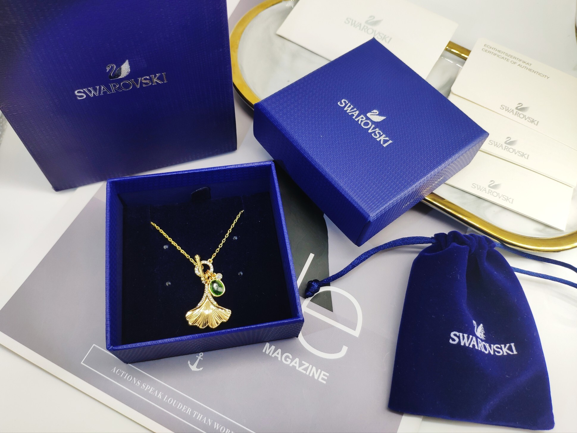 Elegant Swarovski Iconic Swan Gold-Tone Crystal Necklace