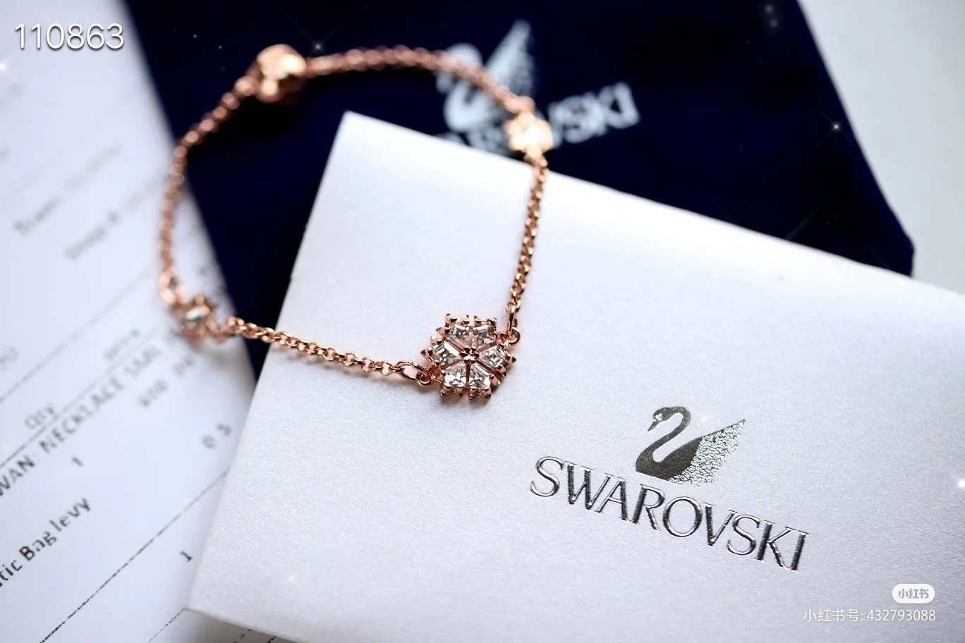 Elegant Rose Gold Sparkling Flower Crystal Bracelet for Women