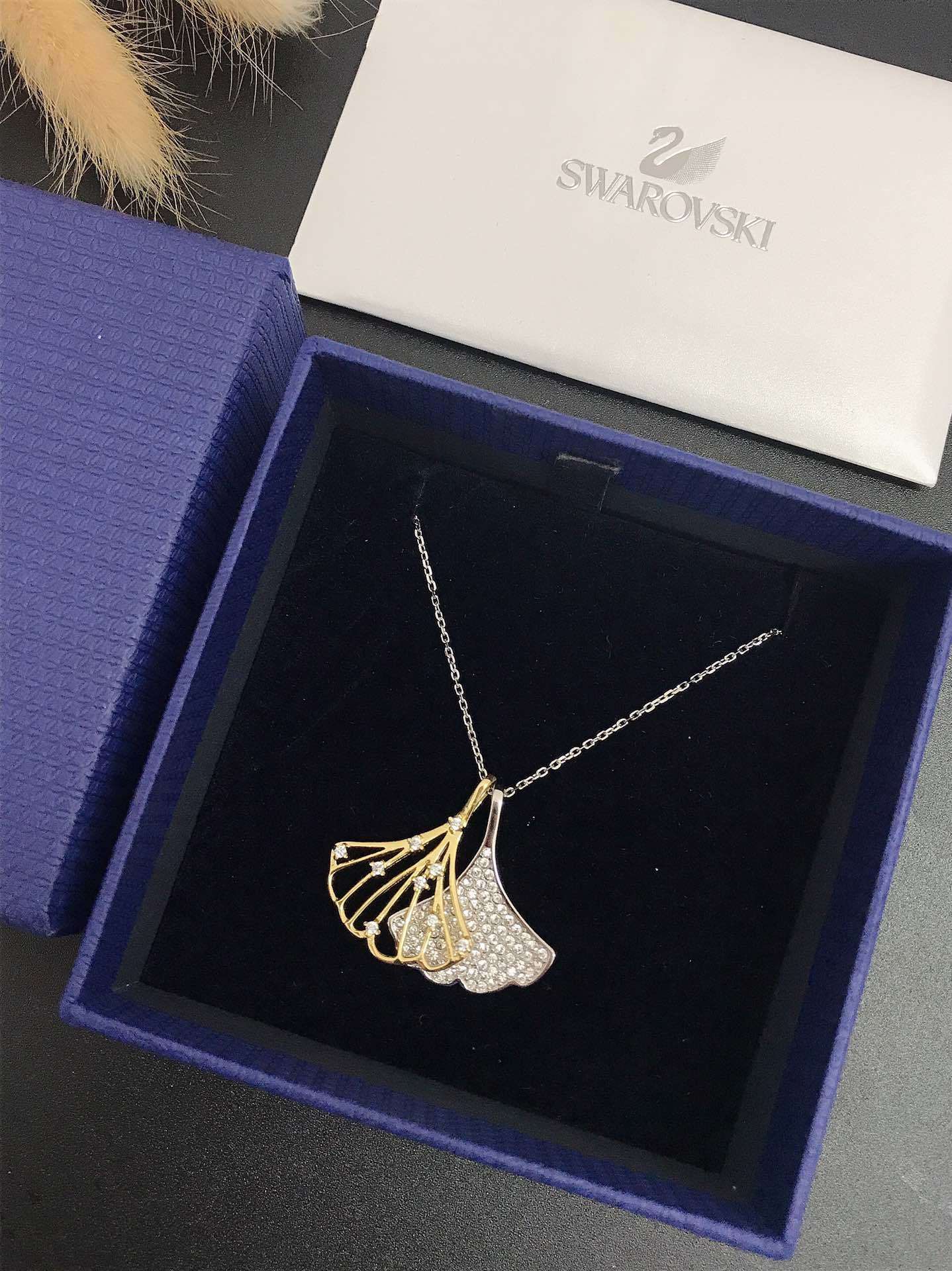 Swarovski Ginkgo Pendant