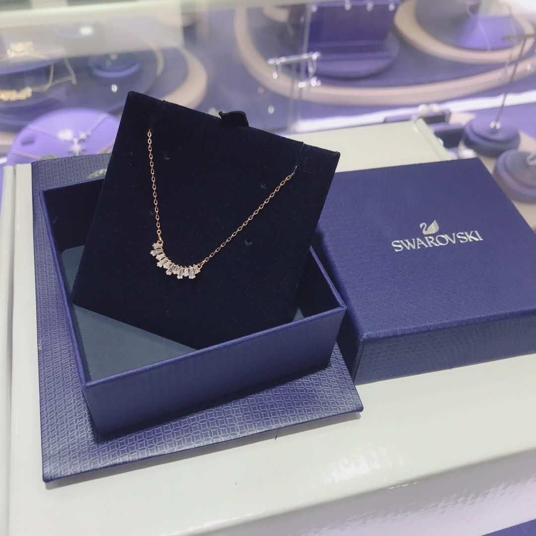 Rose Gold Baguette Diamond Arc Smile Pendant Necklace