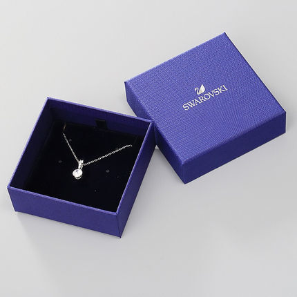 Elegant Rose Gold Round Solitaire Zirconia Pendant Necklace