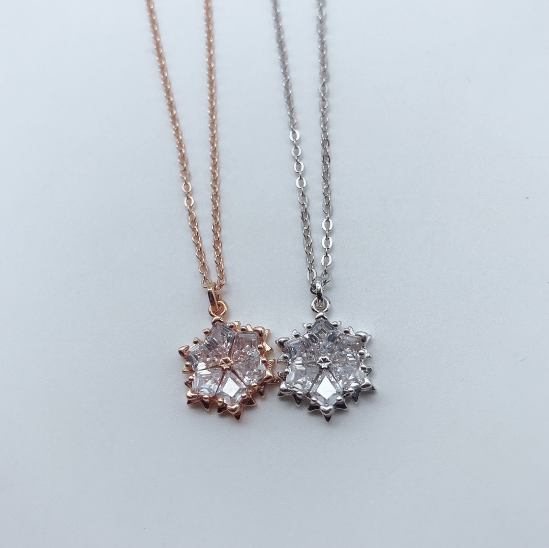 Swarovski Magic Snowflake Pendant Necklace – Rose Gold Tone Finish