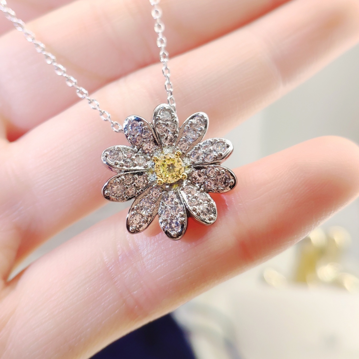 Swarovski Eternal Flower Daisy Pendant Necklace, Rhodium Plated