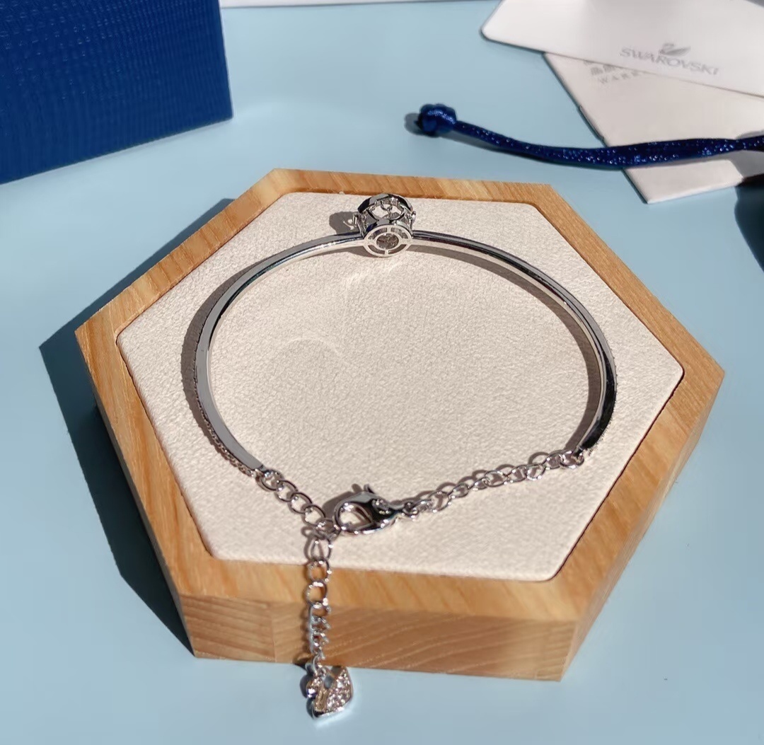 Swarovski Sparkling Dance Bangle - Premium Quality