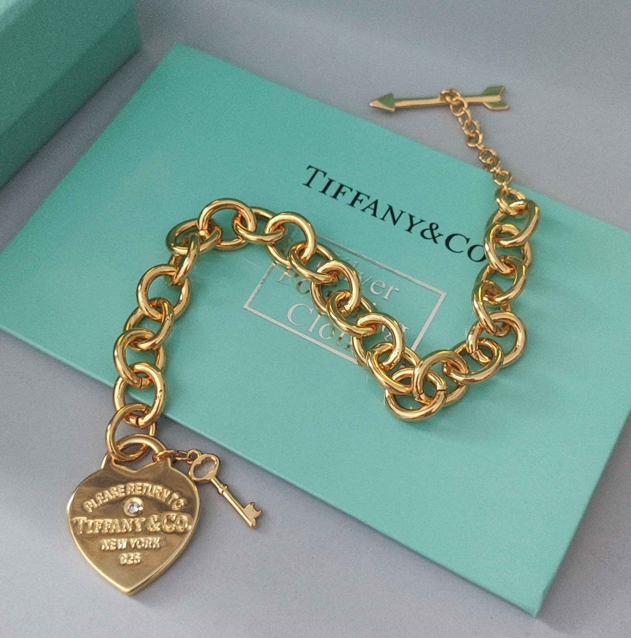 Tiffany & Co. Gold Heart Tag Charm Bracelet – Premium