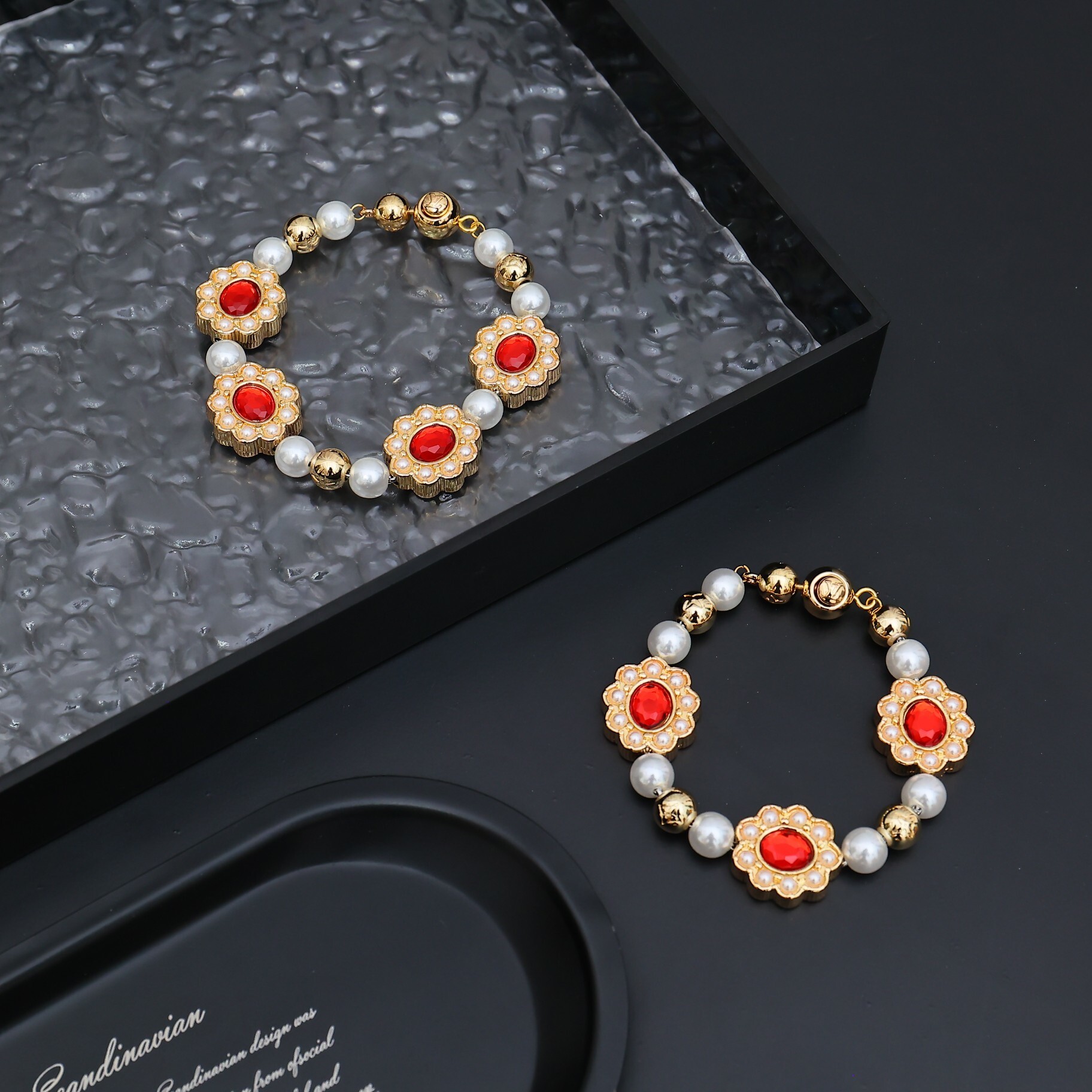 Red Bloom Premium Bracelet – Elegant Pearl & Gemstone Design