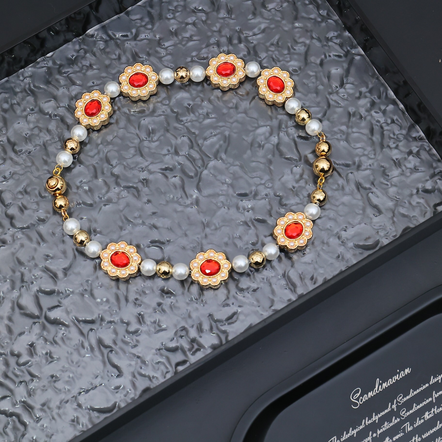 Vintage Gold Red Gem Necklace – Vintage Gold Red Gem & Pearl Necklace