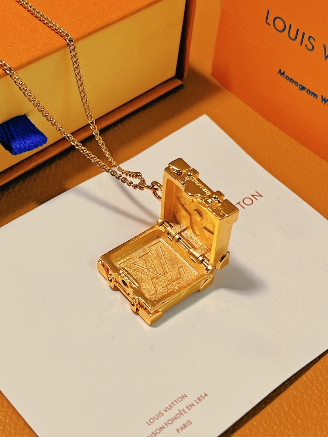 LV Gold Trunk Pendant Necklace – Iconic Monogram Design