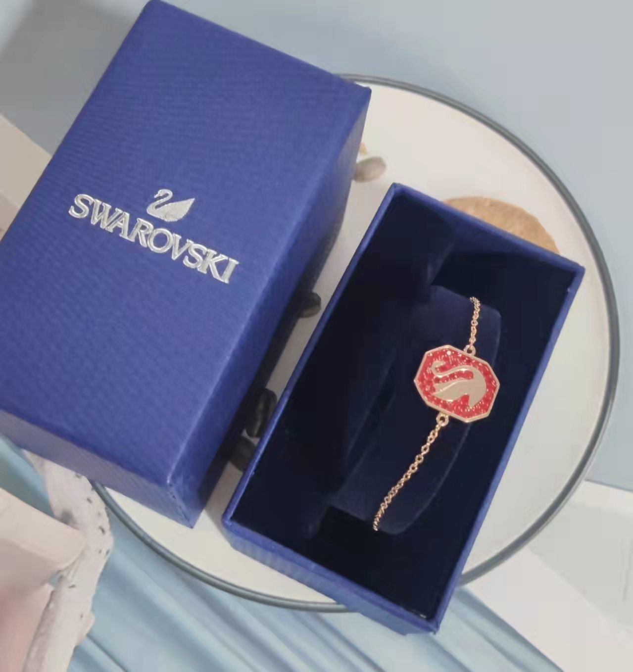 Swarovski Swan Premium Bracelet – Red & Gold