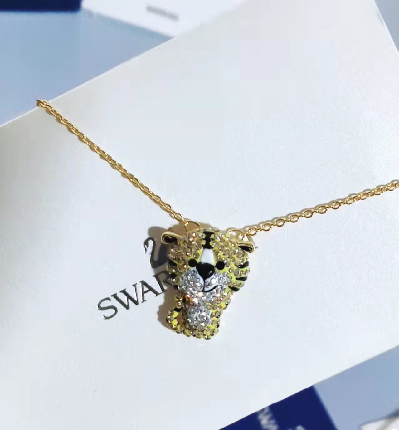 Swarovski Zodiak Tiger Pendant – Gold-Tone Crystal