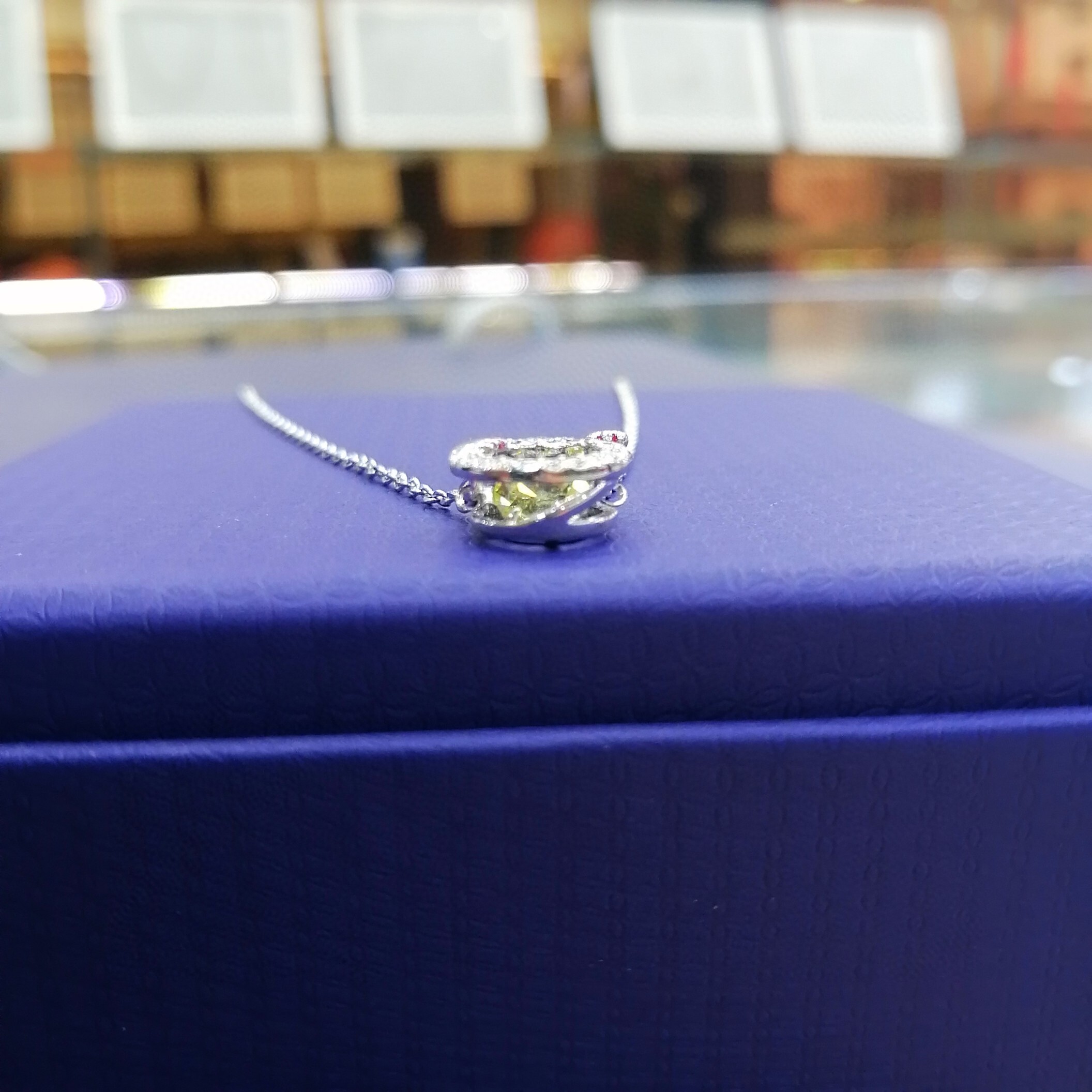 Swarovski Silver Kitty Pendant Necklace – Green Crystal Accent