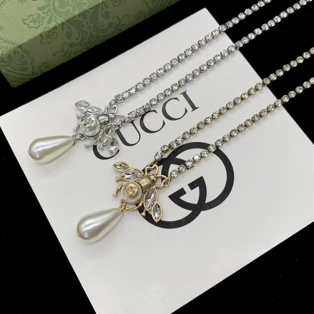 Gucci Crystal Bee Pearl Necklace – Silver & Gold Tone