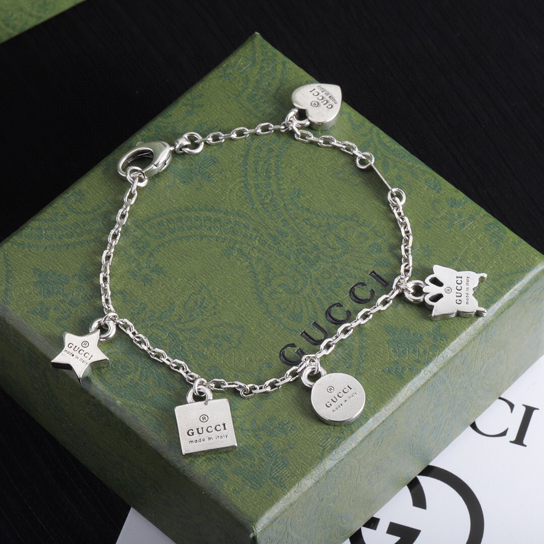 Gucci Charm Bracelet – Premium Silver Finish