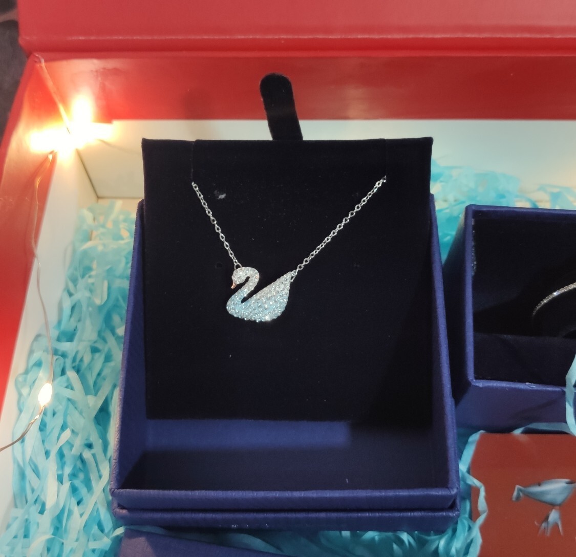 Swarovski Silver Swan Necklace – Crystal Pave Pendant